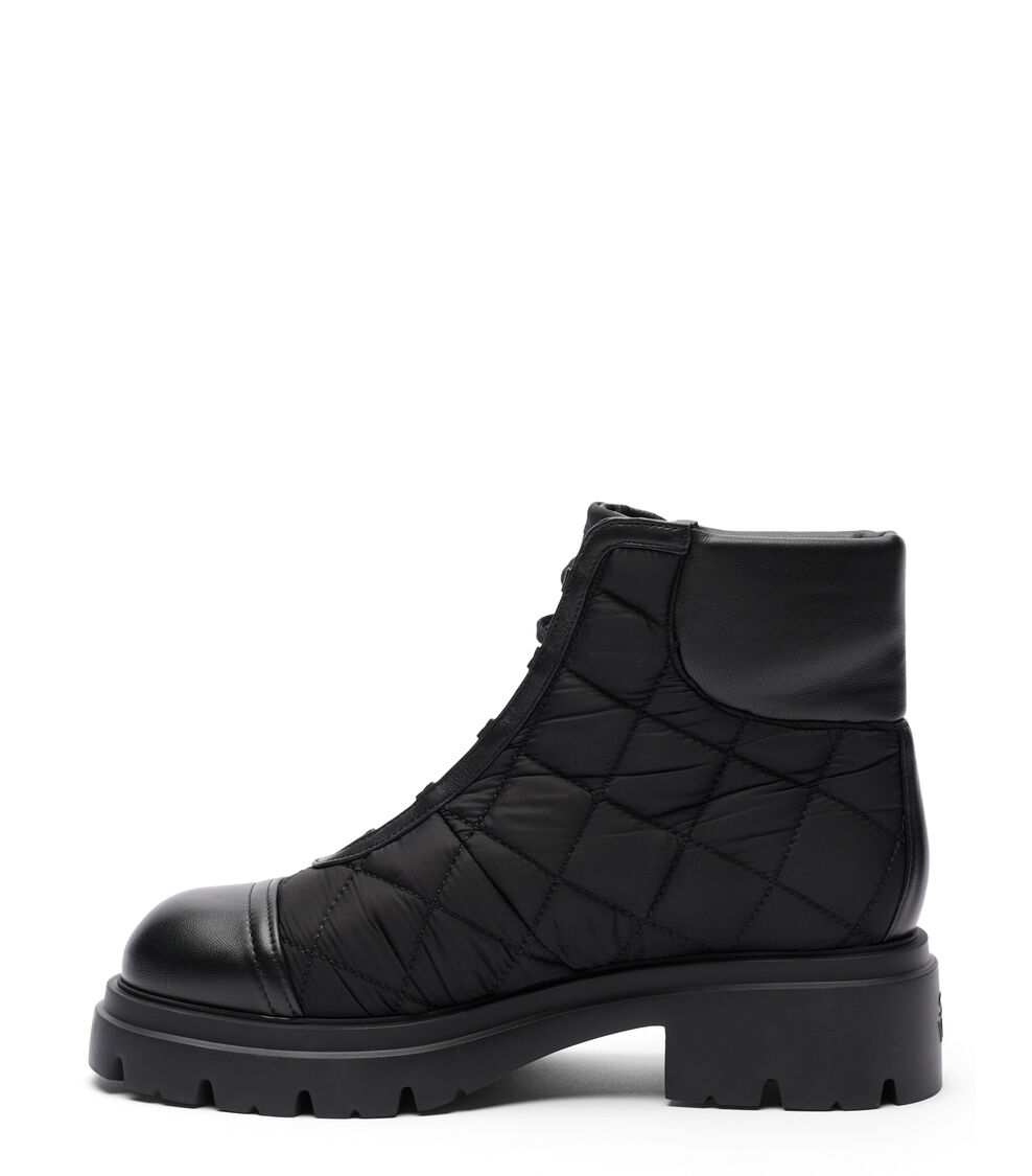 Stuart Weitzman HUDSON QUILTED HIKER BOOTIE BLACK SN082QUOBLK