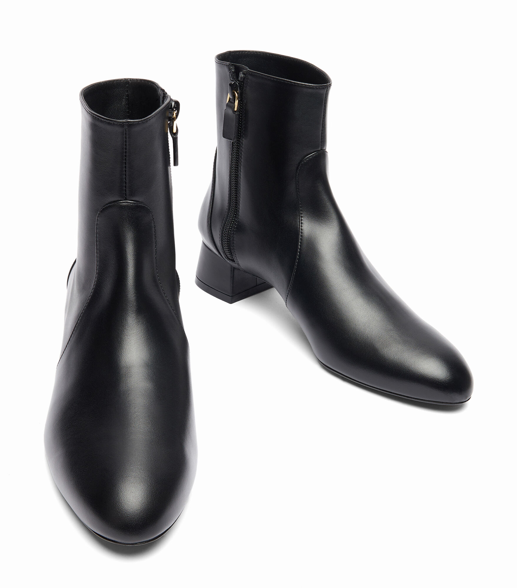 VIVIENNE 35 ZIP BOOTIE in BLACK for Women | Stuart Weitzman®