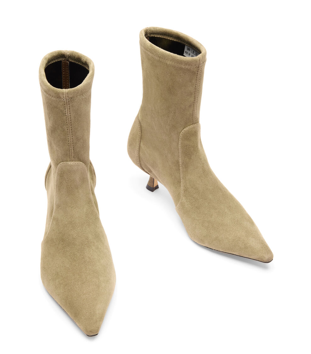 Stuart Weitzman NAOMI 50 BOOTIE SMOKEY TAUPE SJ403SUSY6R
