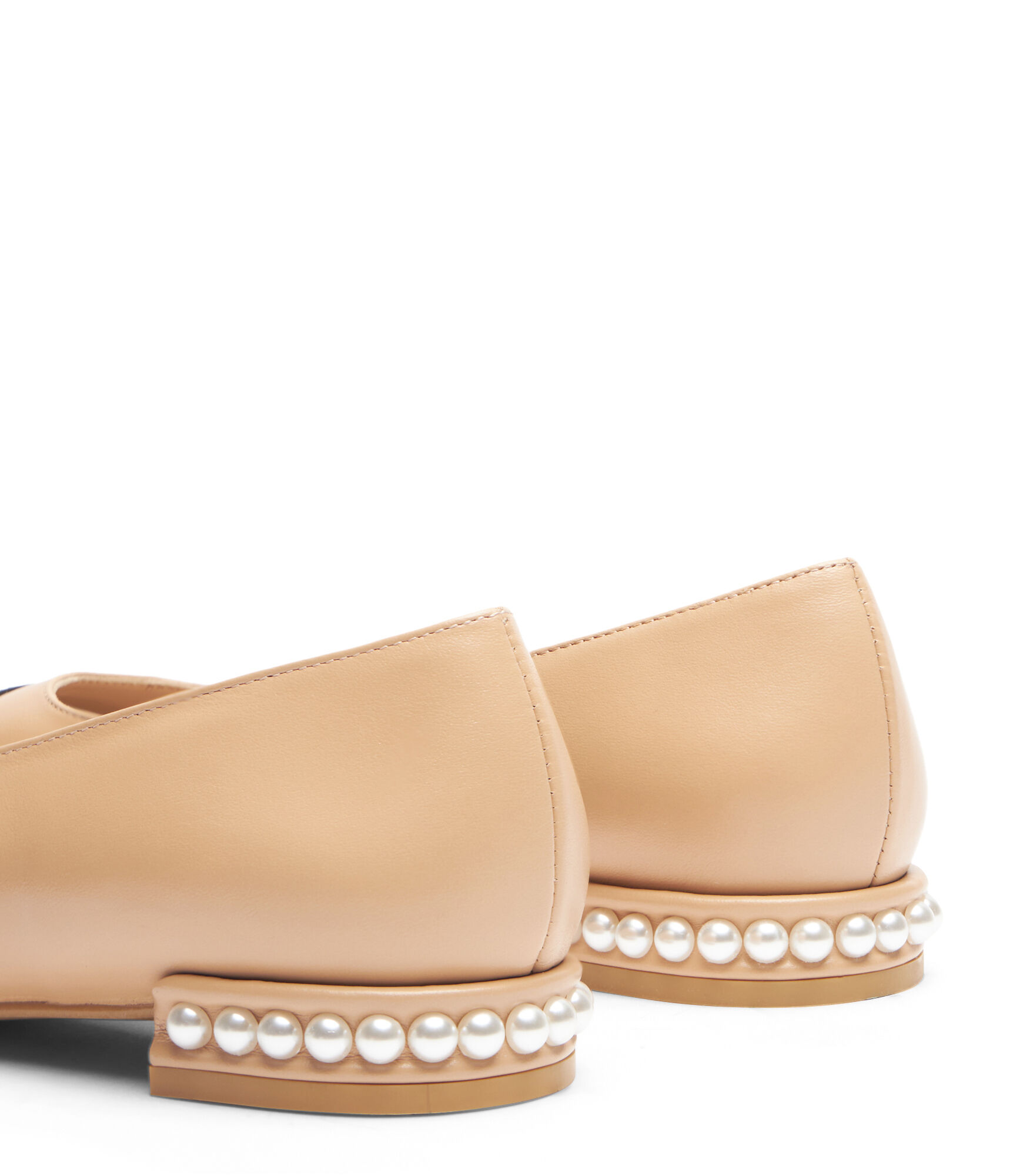 Stuart weitzman pearl flats store