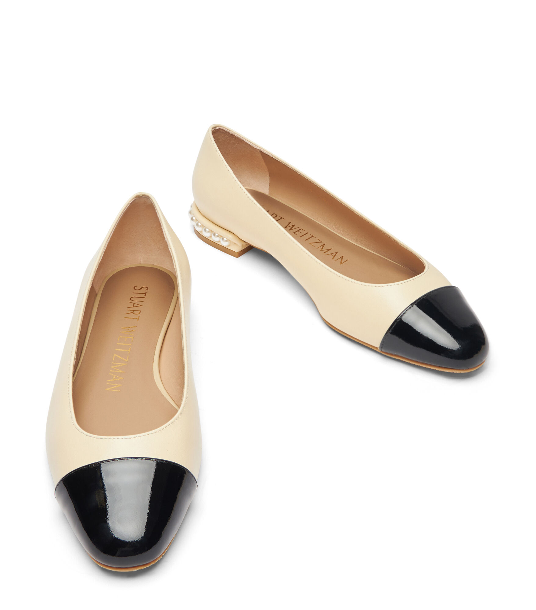 メル様LITTLE ONE VINTAGE POINTED FLAT PEARL FLAT in BLACK for Women | Stuart Weitzman®