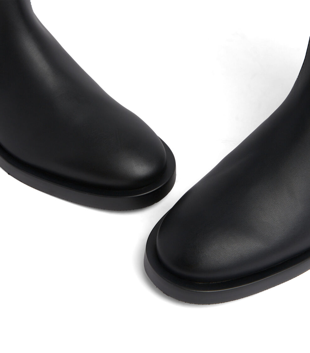 Stuart Weitzman MAVERICK KNEE-HIGH BOOT BLACK SG419SPOBLK