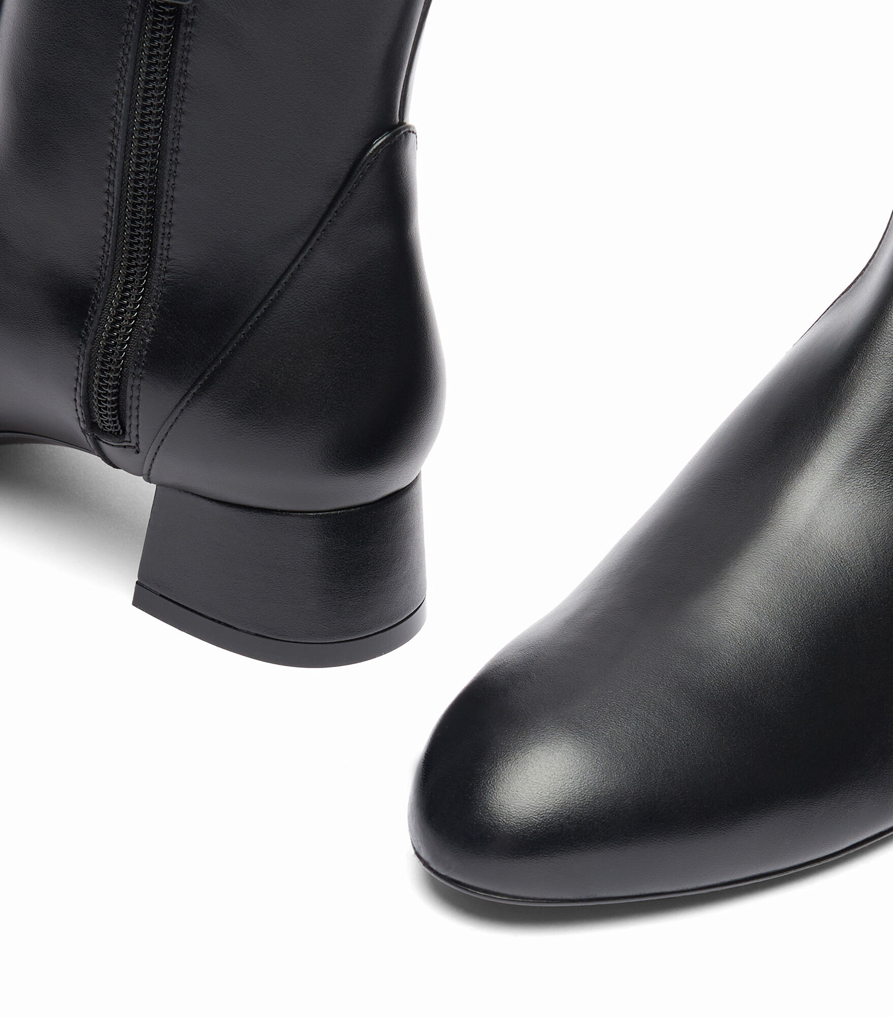 Stuart weitzman hotsell zip me down