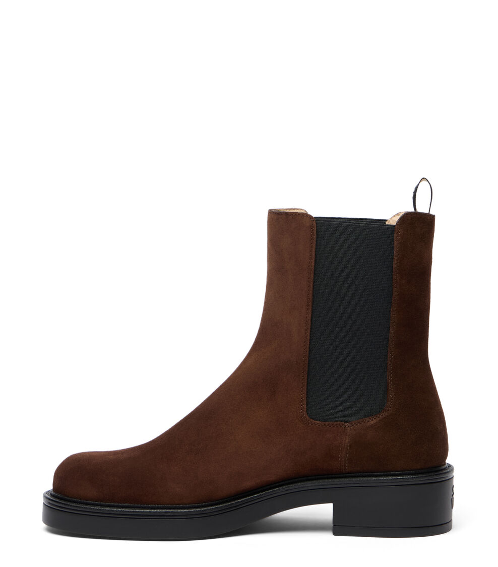 Stuart Weitzman CELIA CHELSEA BOOTIE WALNUT SM394SPDWAL