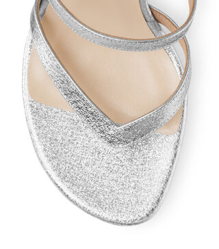 Stuart hotsell weitzman julina