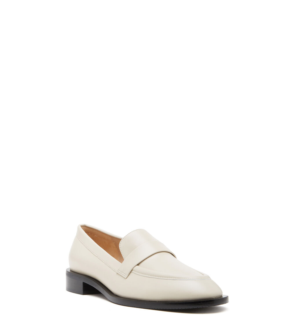 Stuart Weitzman PALMER SLEEK LOAFER OAT S5987SMOOAT