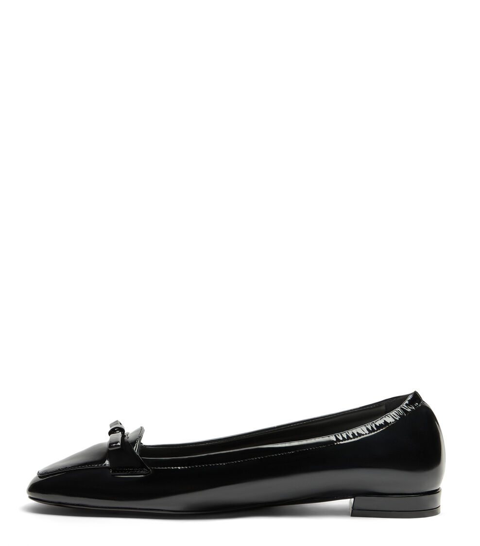 Stuart Weitzman TULLY LOAFER BLACK SI485PATBLK