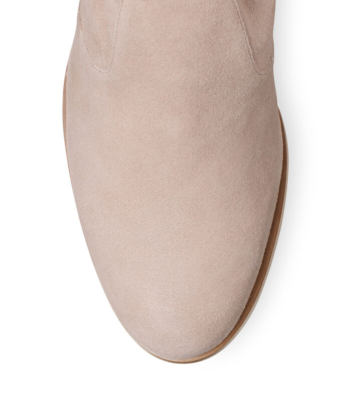 stuart weitzman tieland coffee