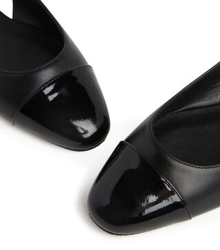 Stuart Weitzman Cut-Out Slingback Ballerina Shoes - Black
