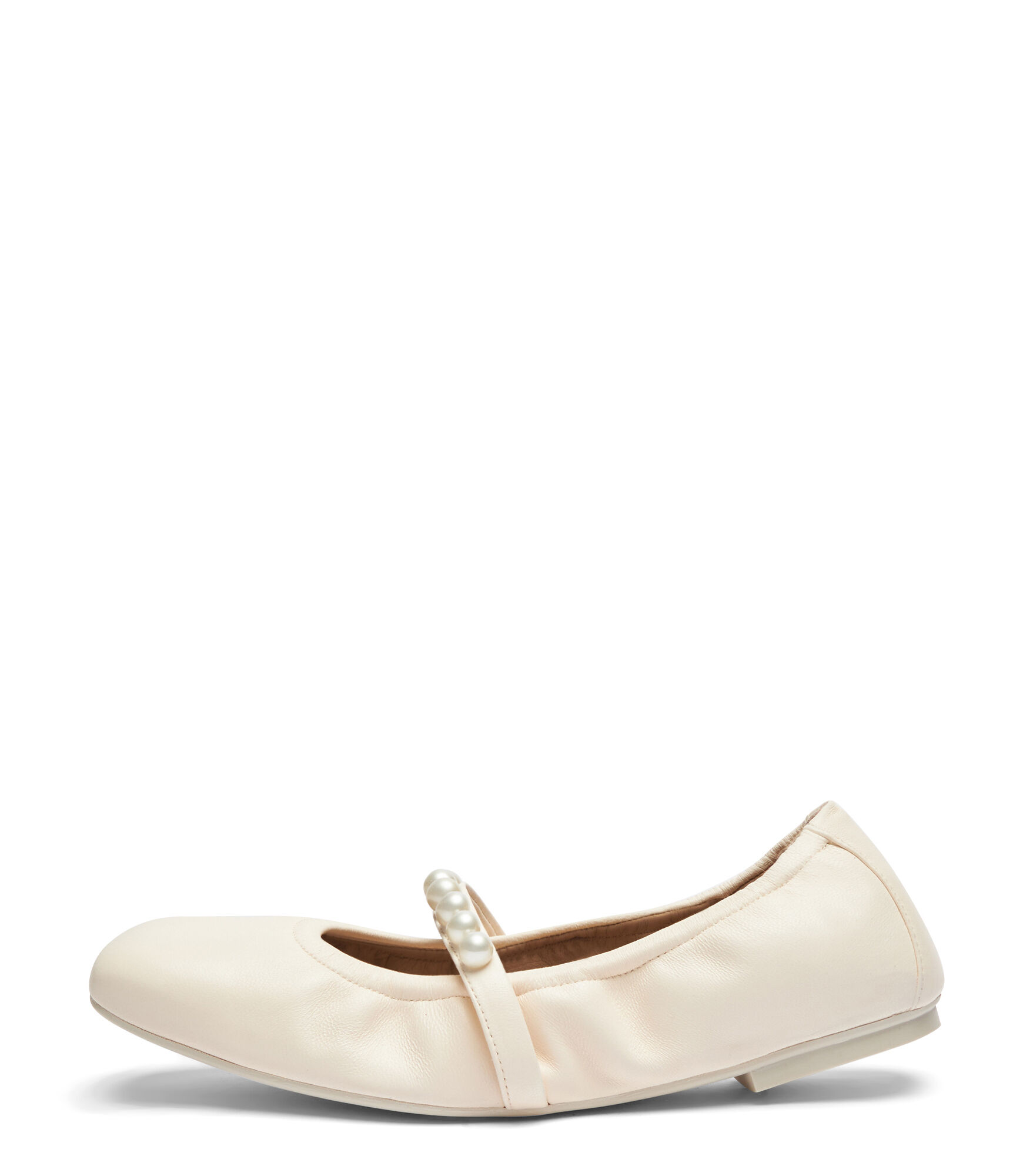 Stuart Weitzman GOLDIE BALLET FLAT FLATS AND LOAFERS SEASHELL LACQUERED NAPPA