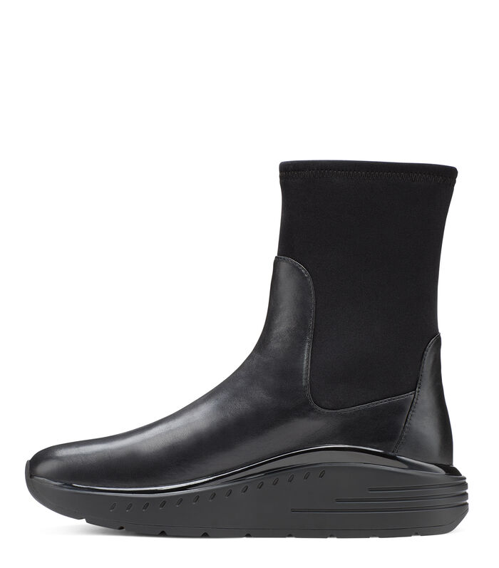 stuart weitzman evonna boot