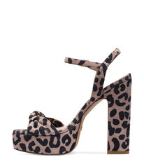 Stuart weitzman mirri sales 1