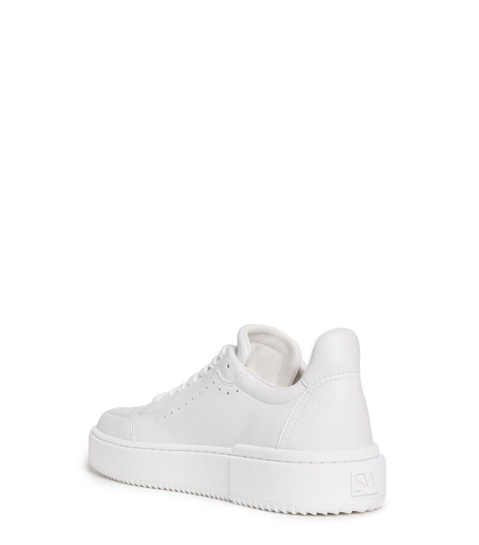 Stuart Weitzman RYAN LOW-TOP SNEAKER WHITE S5095ACIWHT