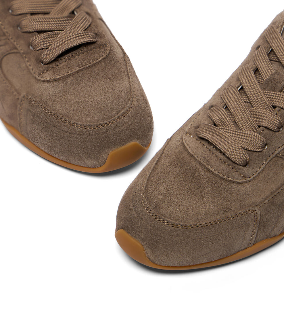 Stuart Weitzman SW SCOUT SNEAKER SMOKEY TAUPE SM626SUEY6R