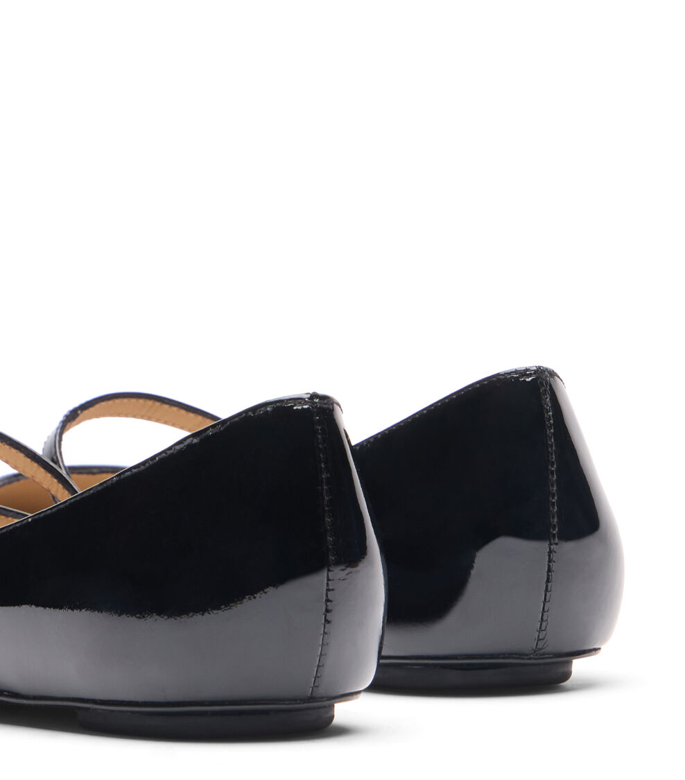 Stuart Weitzman EMILIA MARY JANE FLAT BLACK SH288PATBLK