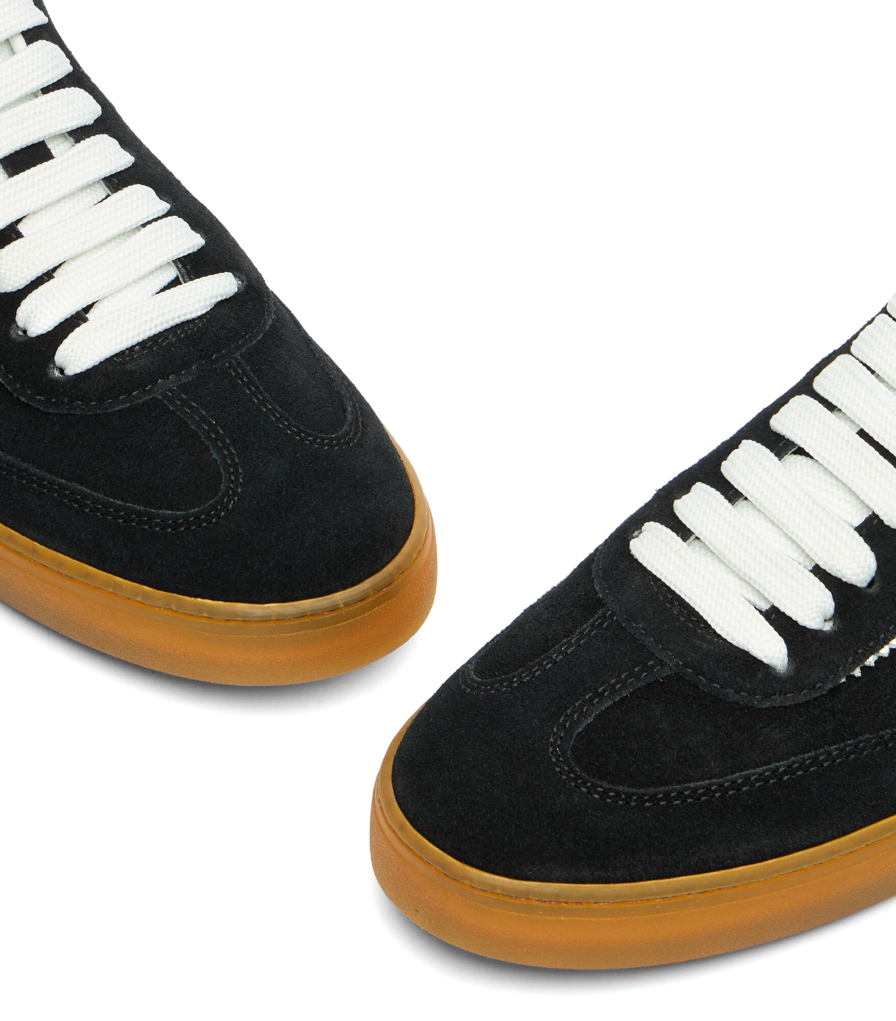 スチュアート・ワイツマン ランアラウンドスニーカー SW RUNAROUND SNEAKER in BLACK/WHITE/CLASSIC for Women