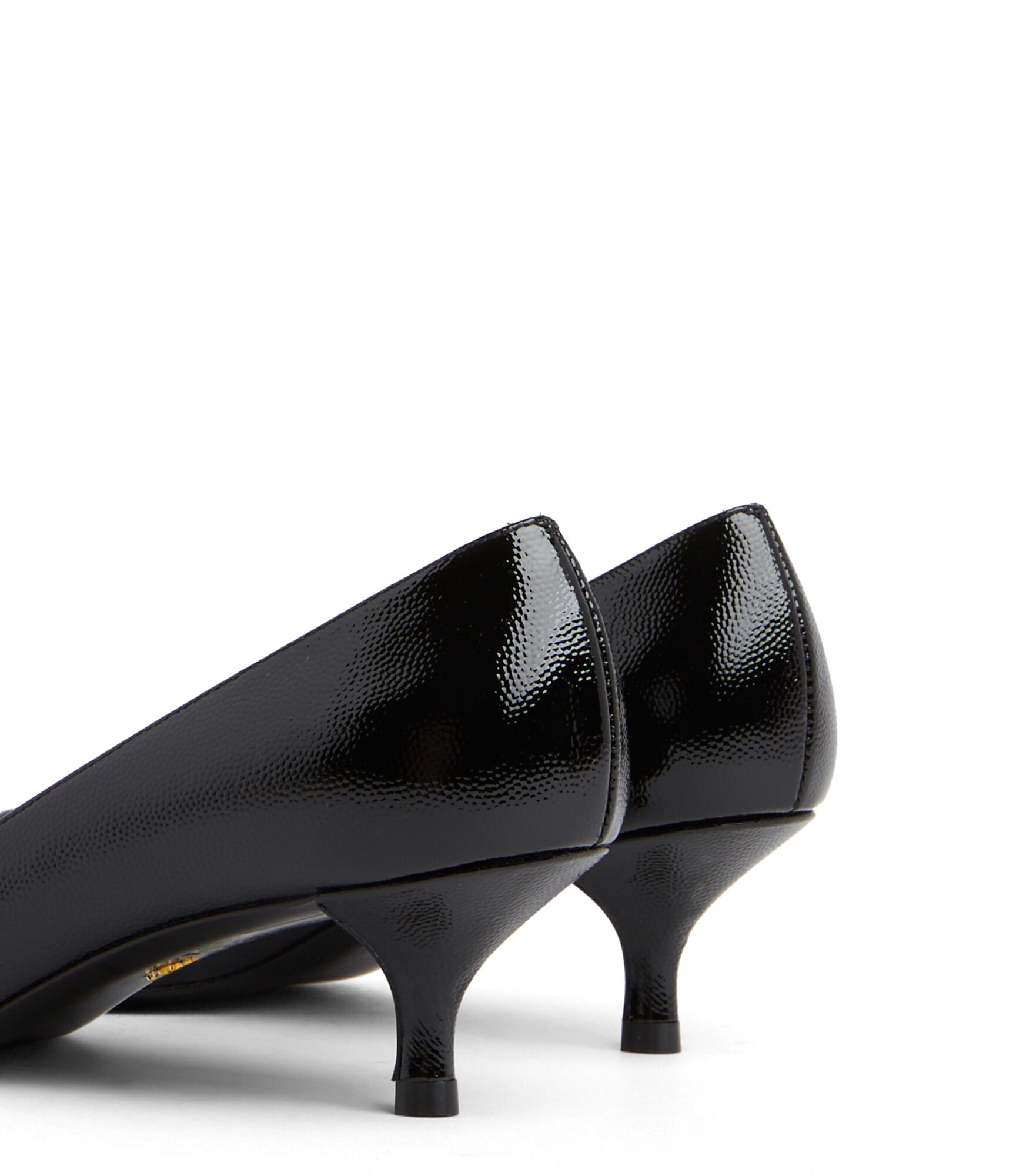 Stuart weitzman cheap kitten heels