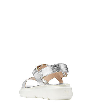 Stuart shop weitzman zoelie