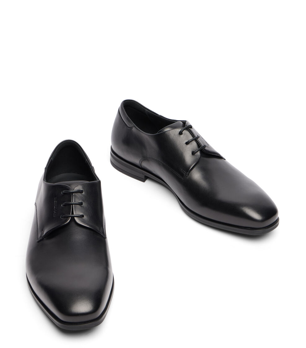 Stuart Weitzman CALLUM BLACK SM215YFSBLK