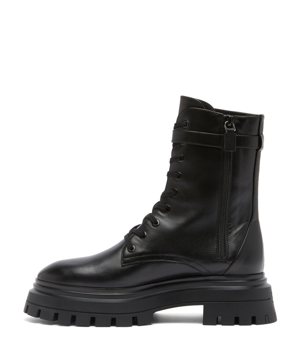 Stuart Weitzman CRYSTAL NOVA BEDFORD BOOTIE BLACK SC577STYBCL