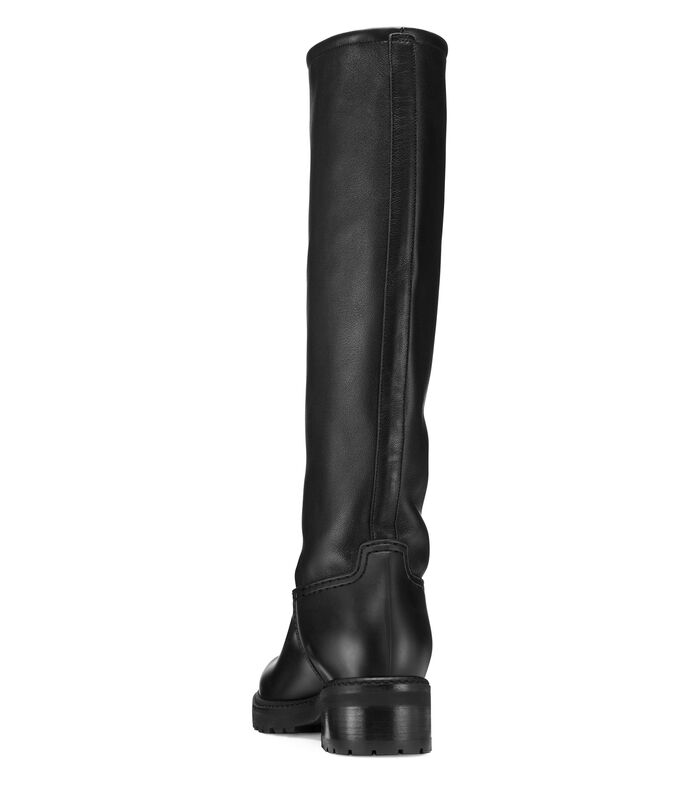 THE NOVAK BOOT THE NOVAK BOOT
