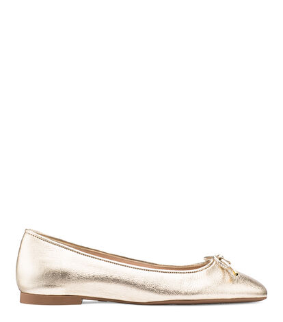 GABBY FLAT in PLATINO for Women Stuart Weitzman