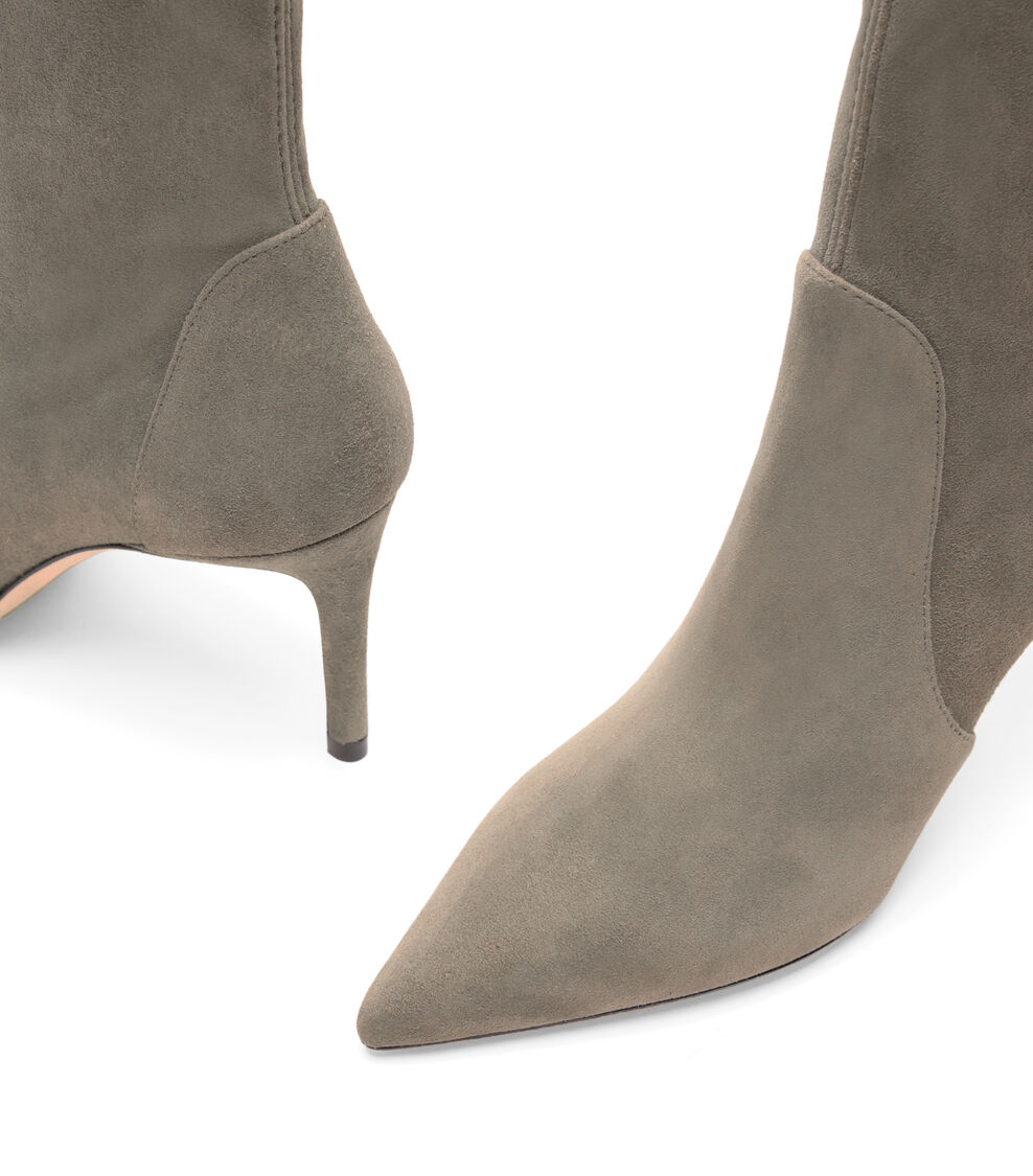 Stuart Weitzman STUART POWER BOOTIE 75 SMOKEY TAUPE SJ973SUSY6R