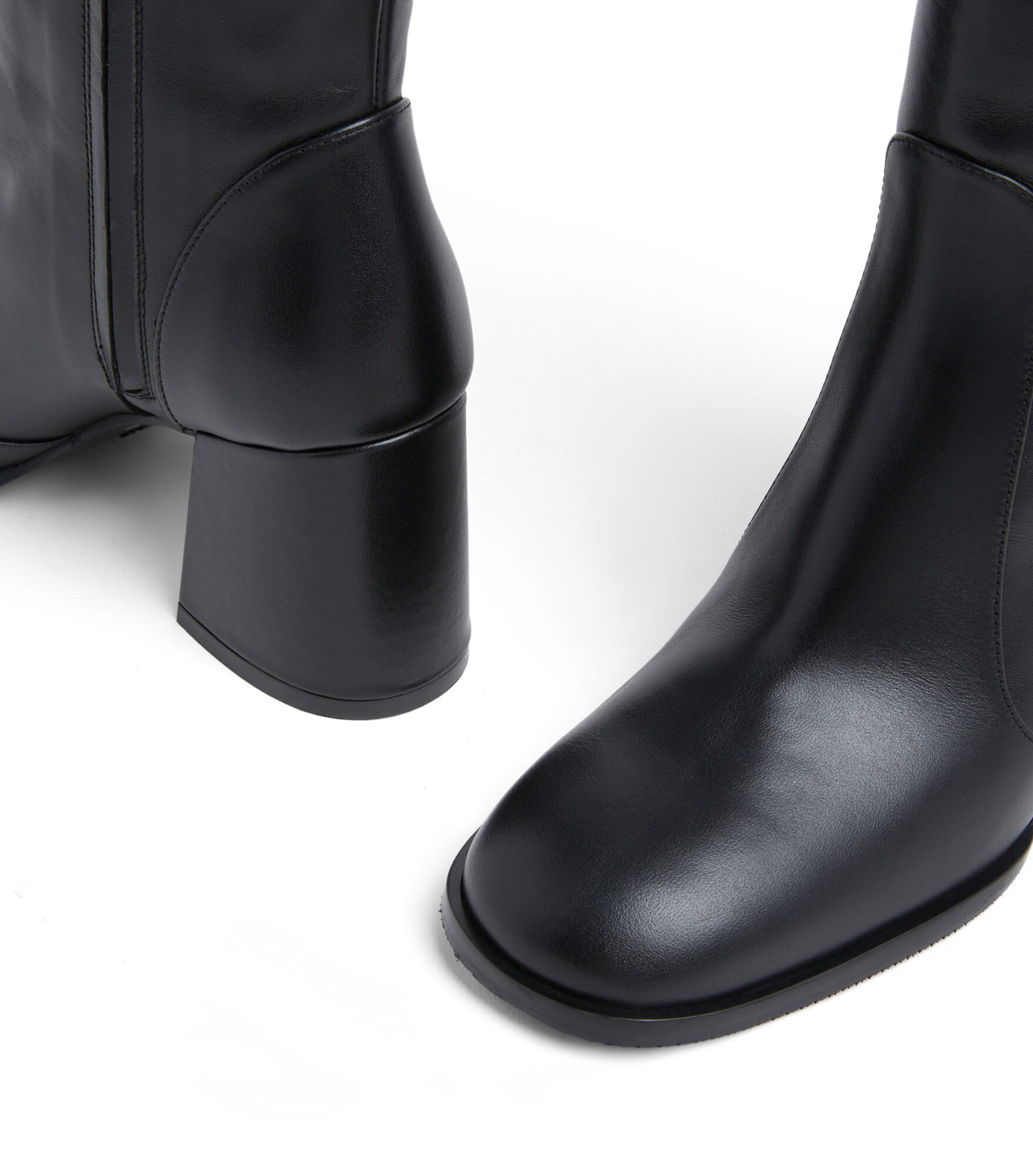 Stuart weitzman sale short black boots