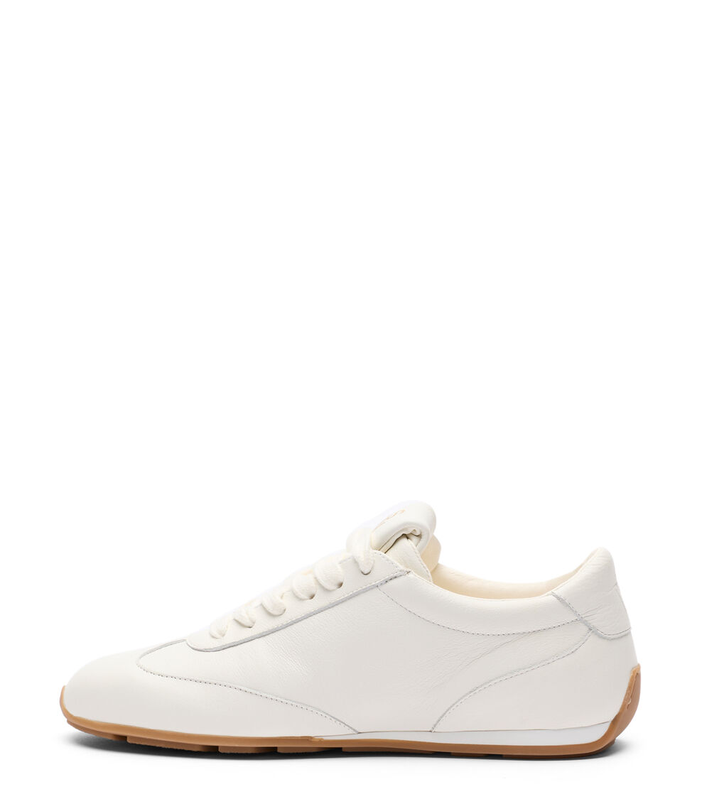 Stuart Weitzman COLTON SLEEK SNEAKER WHITE SN246LARWHT