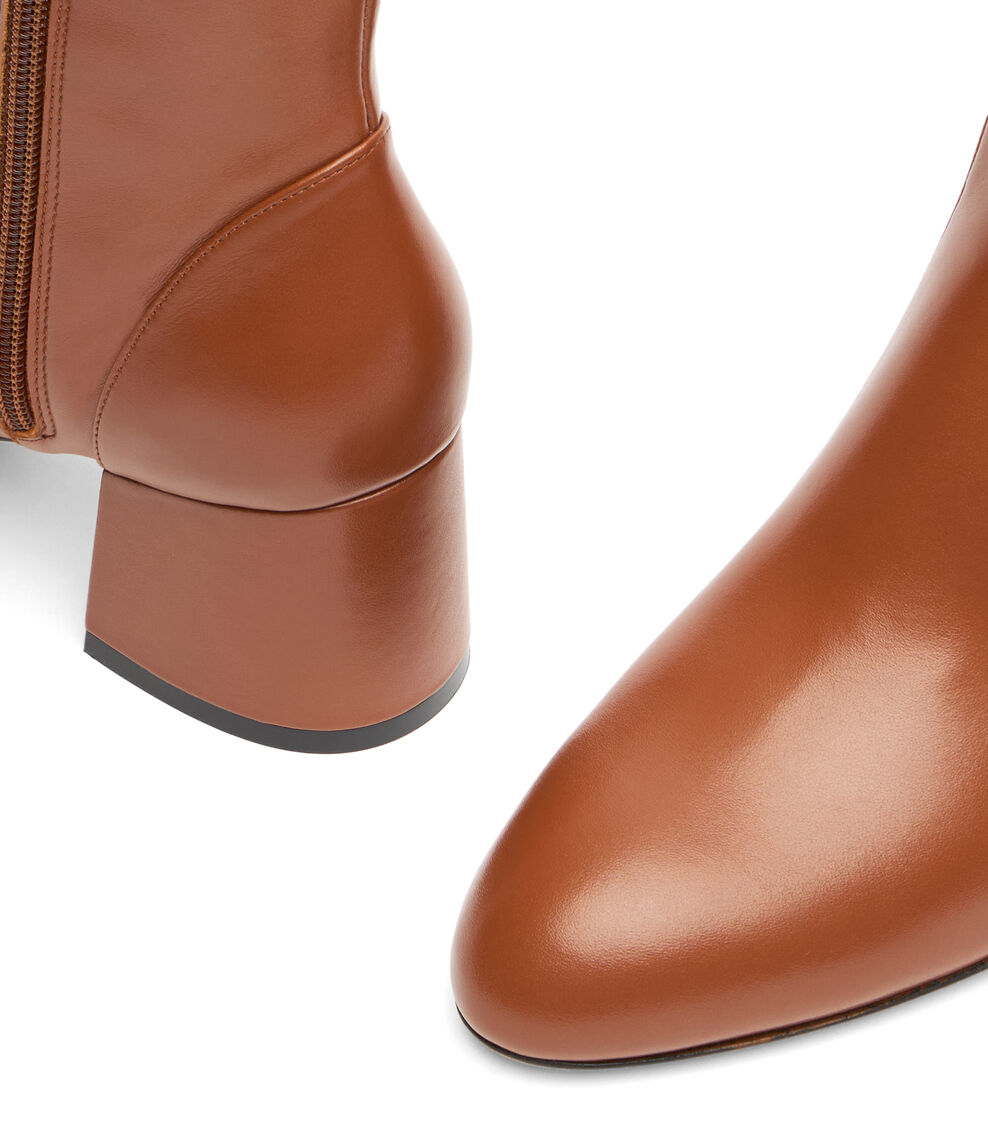 Stuart Weitzman ESSENTIALIST ZIP 60 Stuart Weitzman ESSENTIALIST ZIP 60 LUXE SADDLE SL366SMOXW6