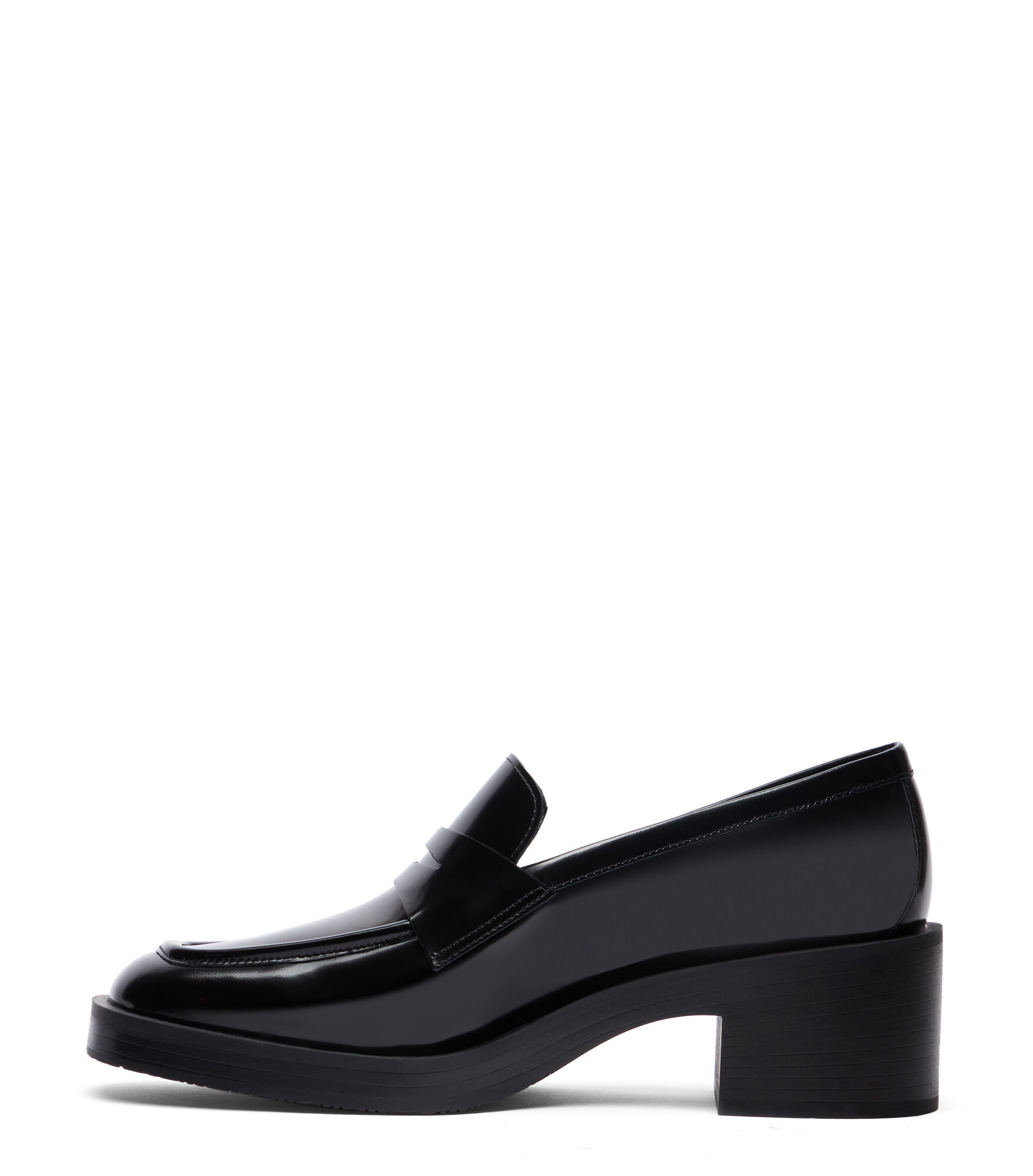 KAIA 40 LOAFER in BLACK for Women | Stuart Weitzman®