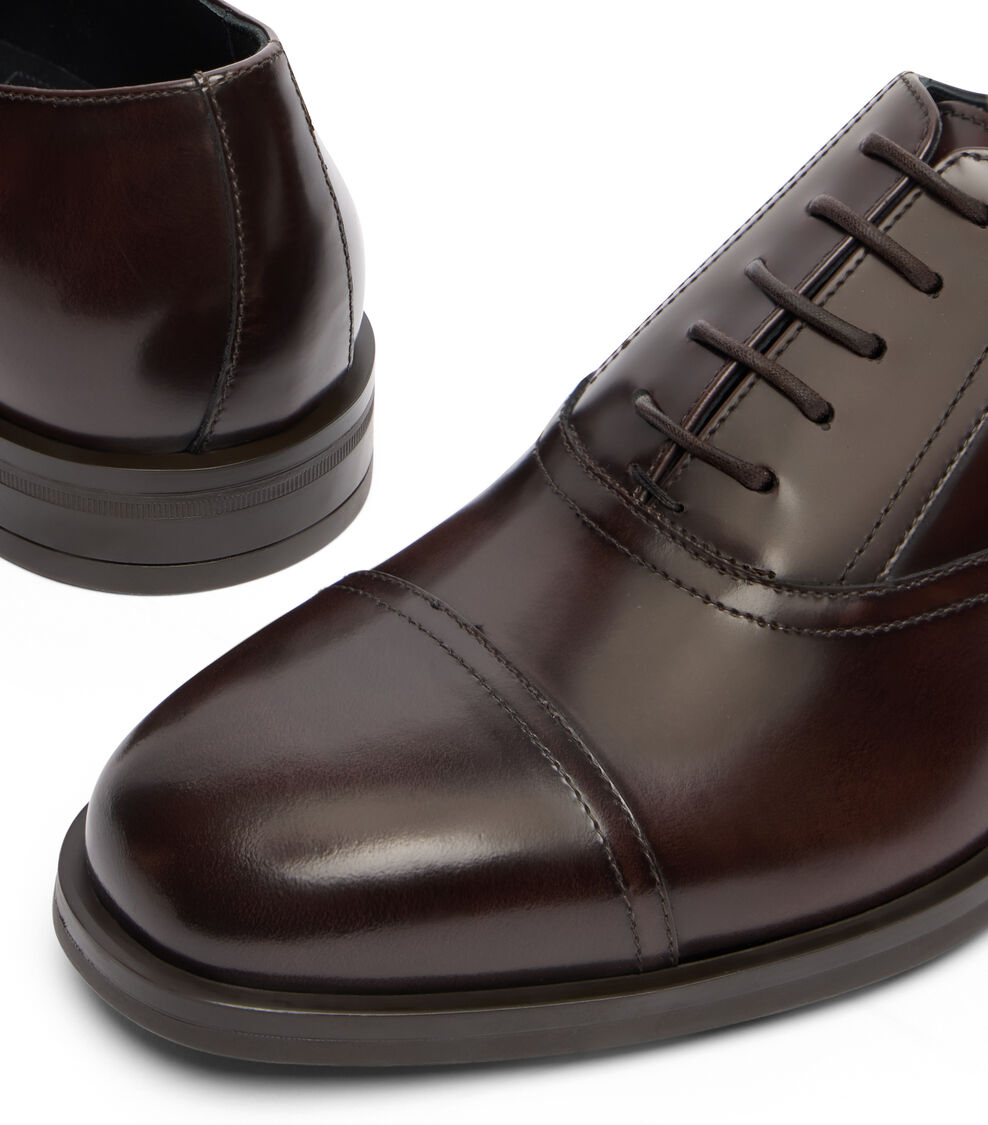 Stuart Weitzman SW CLUB CLASSIC OXFORD DARK BROWN SI154BRCDBR