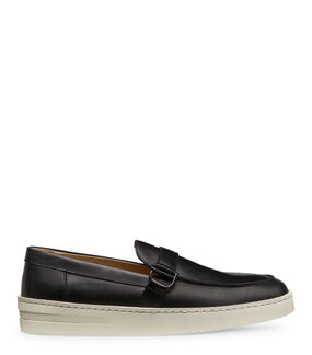 Stuart Weitzman HAMPTONS BUCKLE LOAFER BLACK SI179CALBLK