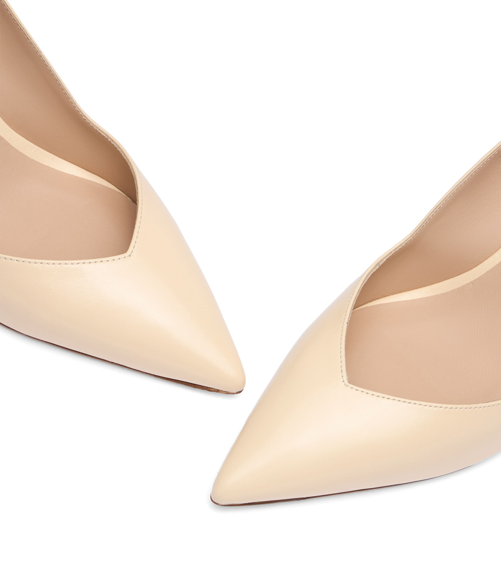 Stuart weitzman cheap pointed toe pumps