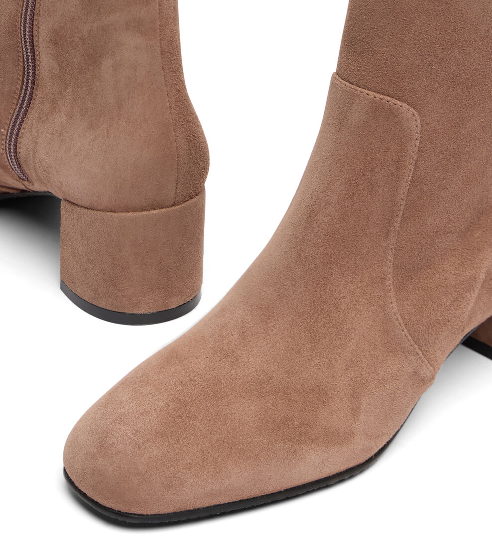 Stuart Weitzman MAEVE ZIP BOOT TAUPE SM439SUETAU