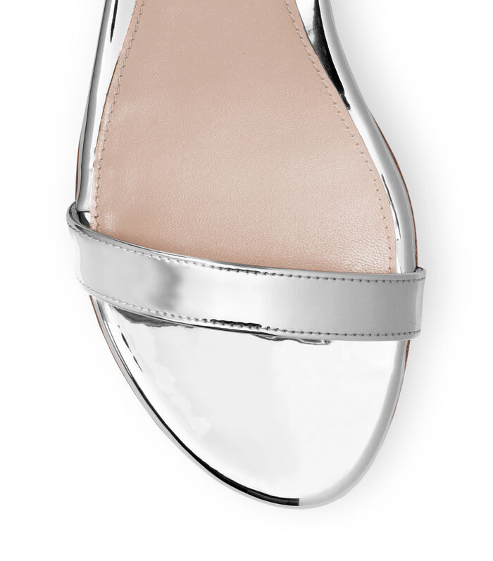THE NUDISTJUNE SANDAL THE NUDISTJUNE SANDAL