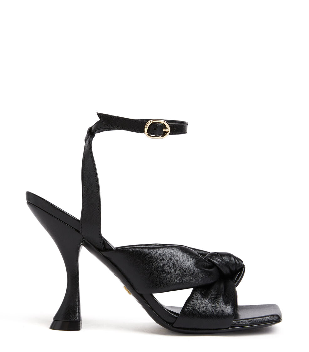 Stuart Weitzman PLAYA ANKLE-STRAP 100 KNOT SANDAL BLACK SD881LARBLK
