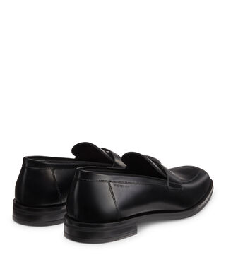 SW CLUB CLASSIC PENNY LOAFER in BLACK for Women | Stuart  display picture 1