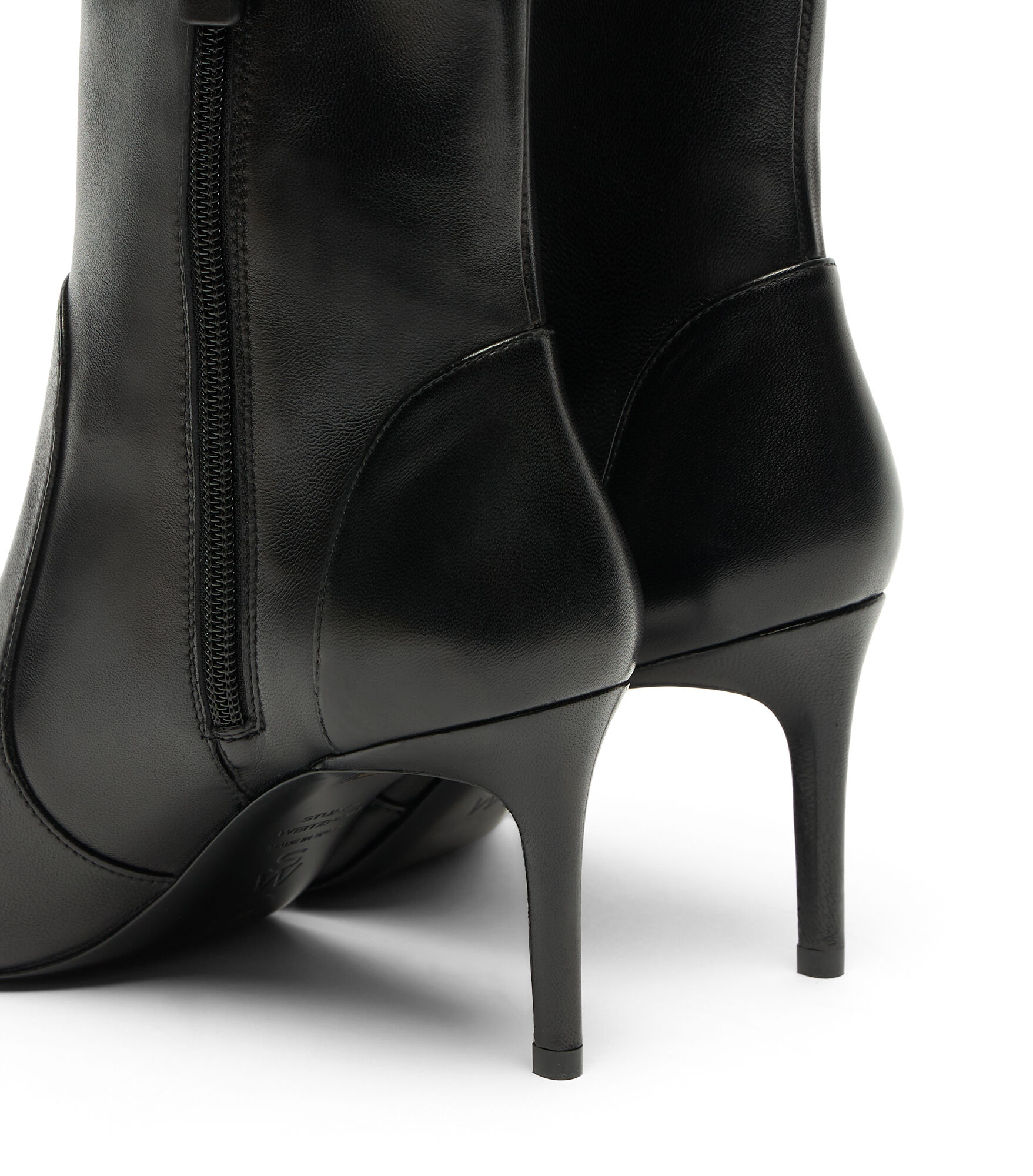 STUART POWER ZIP 75 in BLACK for Women | Stuart Weitzman®