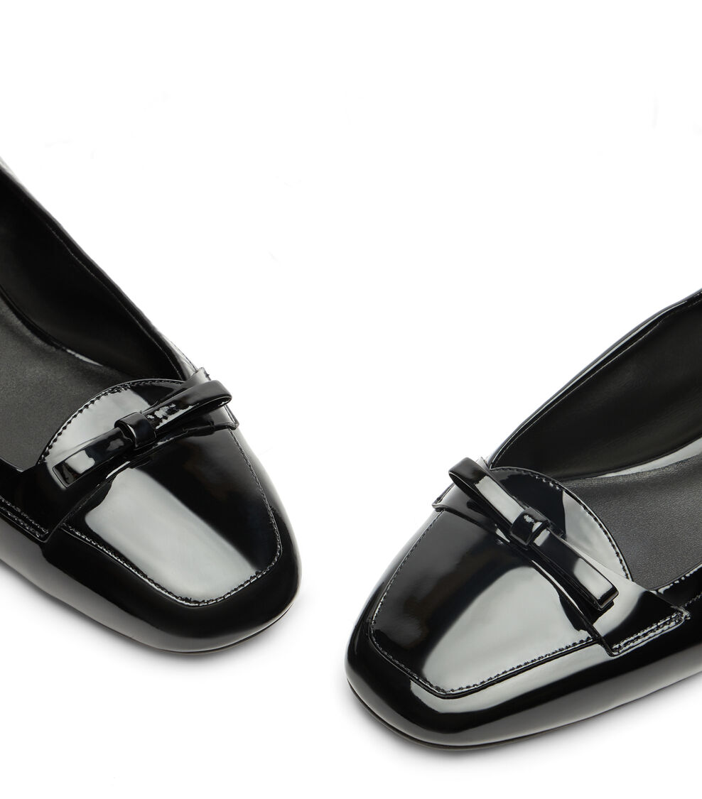 Stuart Weitzman TULLY LOAFER BLACK SI485PATBLK