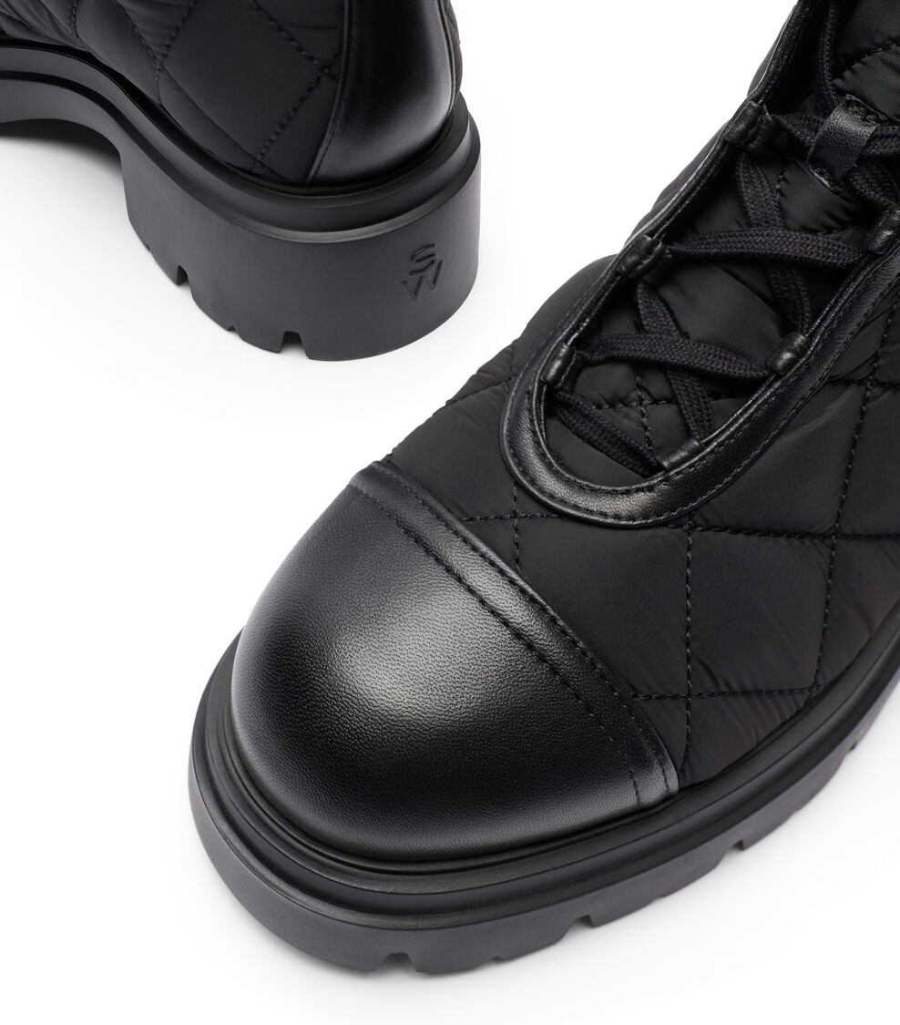 Stuart Weitzman HUDSON QUILTED HIKER BOOTIE BLACK SN082QUOBLK