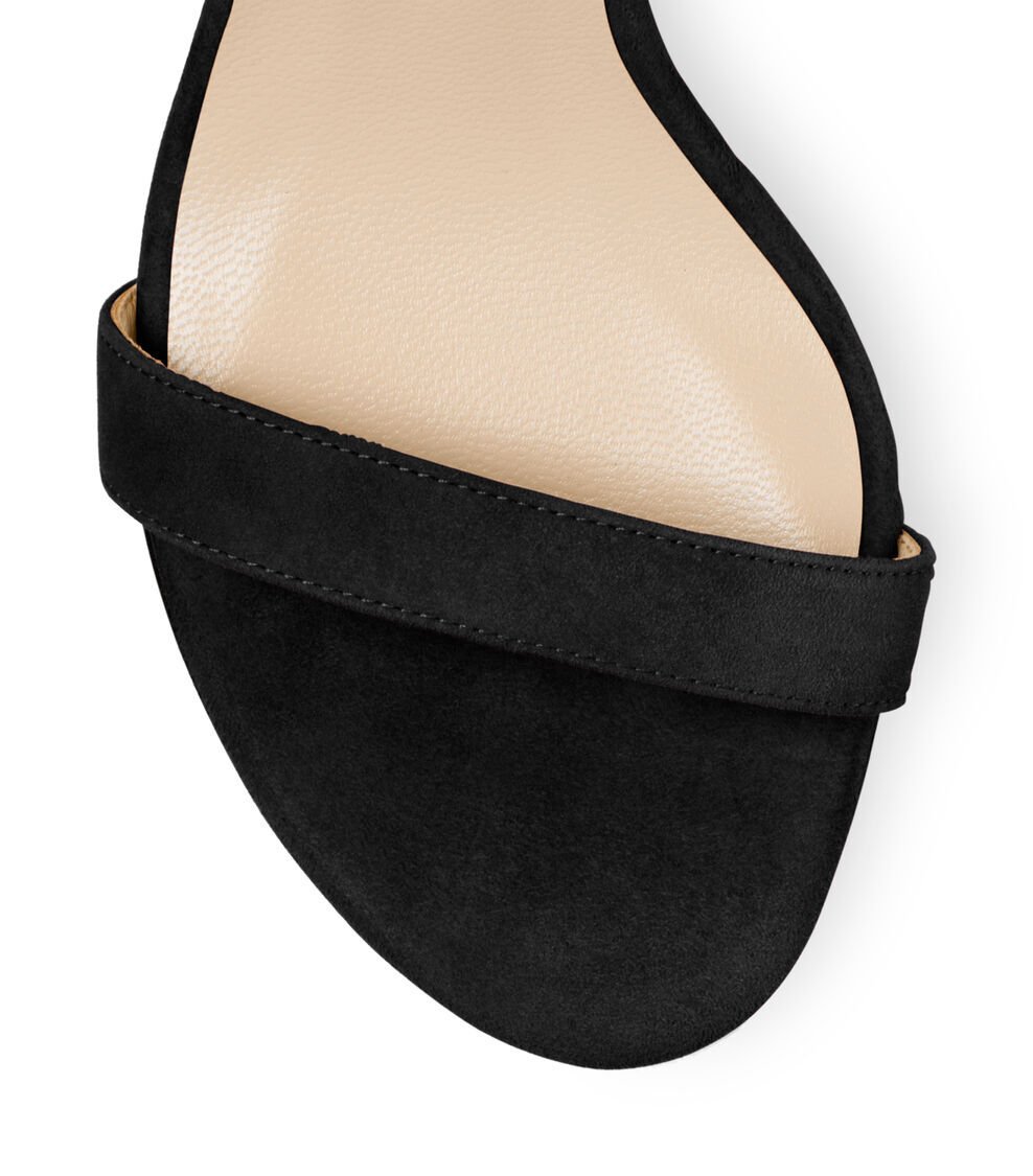Stuart weitzman clearance nearly nude sale