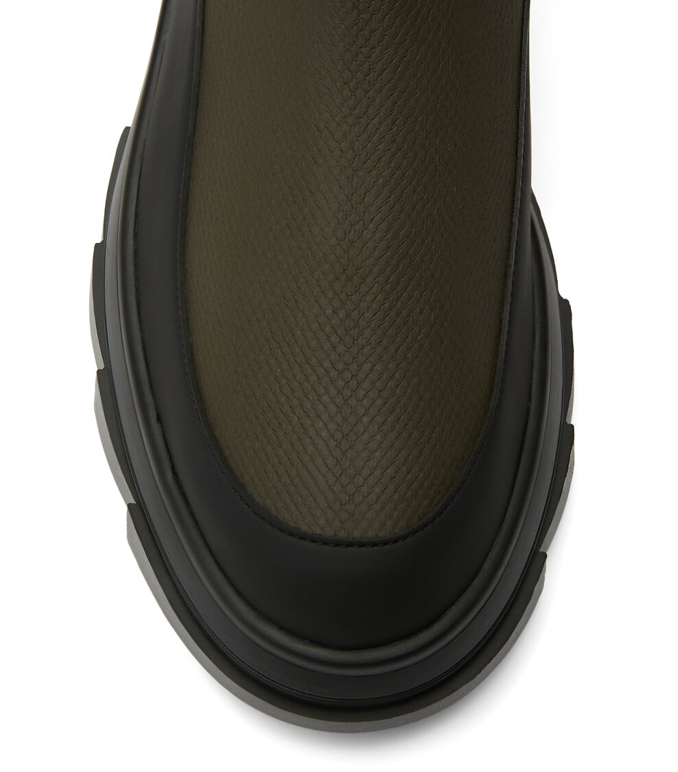 Stuart Weitzman NOHO CHELSEA BOOTIE MILITARY SB792RUEUX4