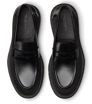 SW CLUB LA PENNY LOAFER in BLACK for Women | Stuart Weitzman® display picture 1