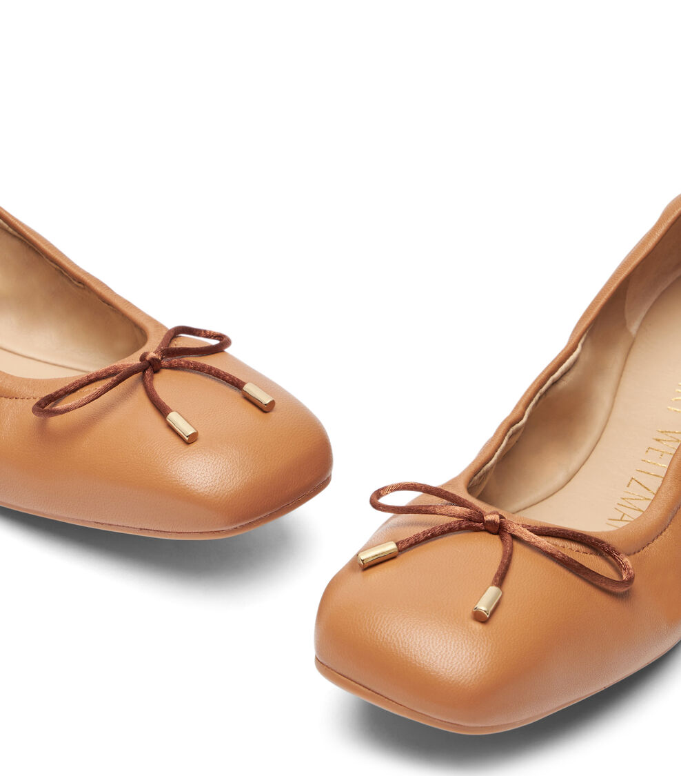 Stuart Weitzman BARDOT BOW FLAT TAN SG577LARTN2