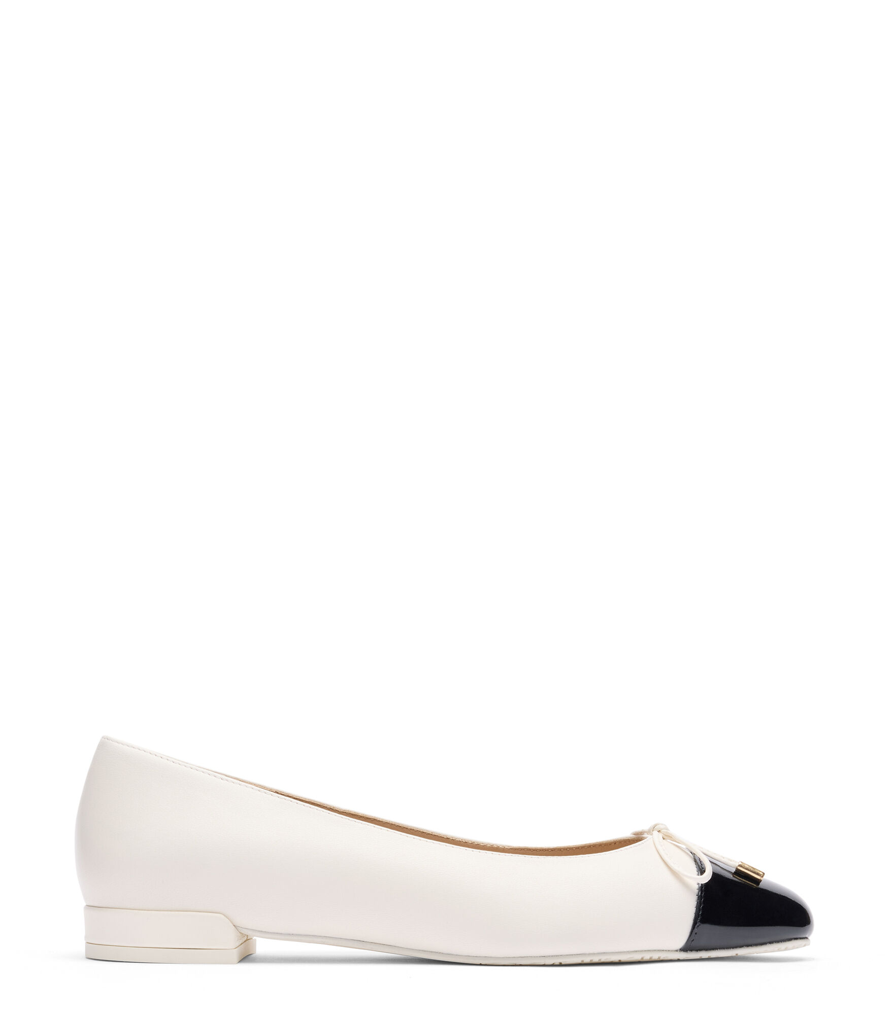 SLEEK BOW FLAT in CREAM/BLACK for Women | Stuart Weitzman®