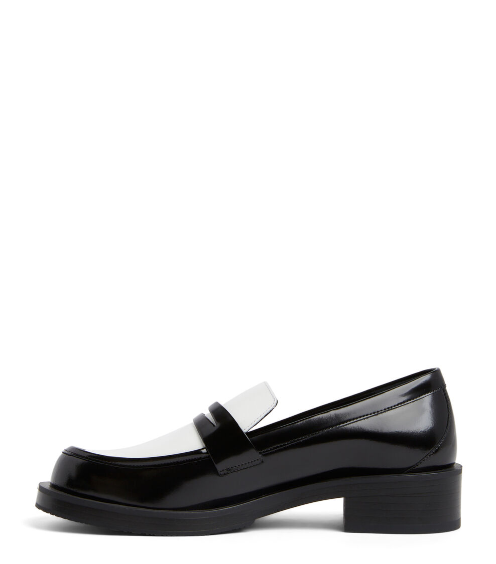 Stuart Weitzman PALMER BOLD LOAFER SCHWARZ/WEISS SG649APSBKW