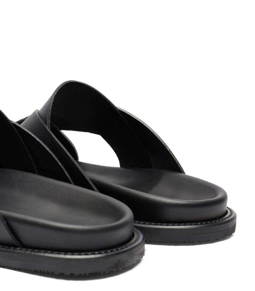 Stuart Weitzman BERKLEY Stuart Weitzman BERKLEY BLACK SK545TUSBLK