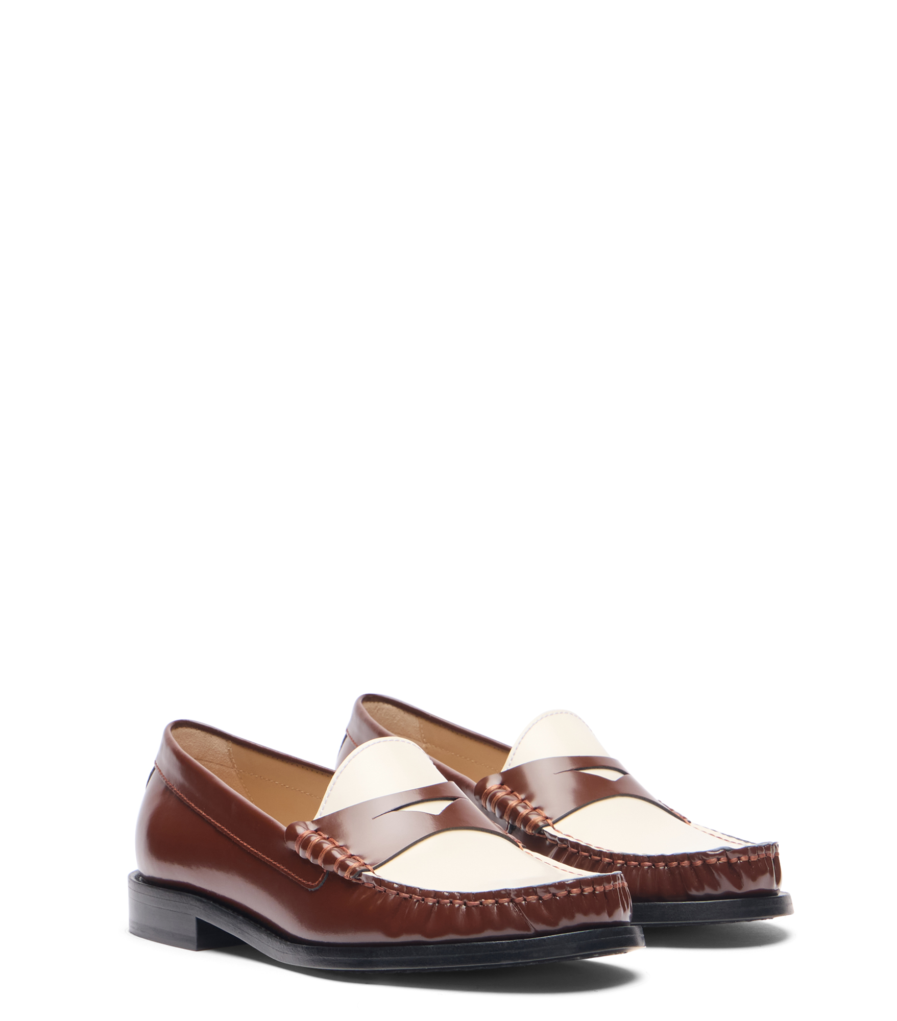  Stuart Weitzman Lottie Loafer - Mujer  Avellana/crema 36.5 