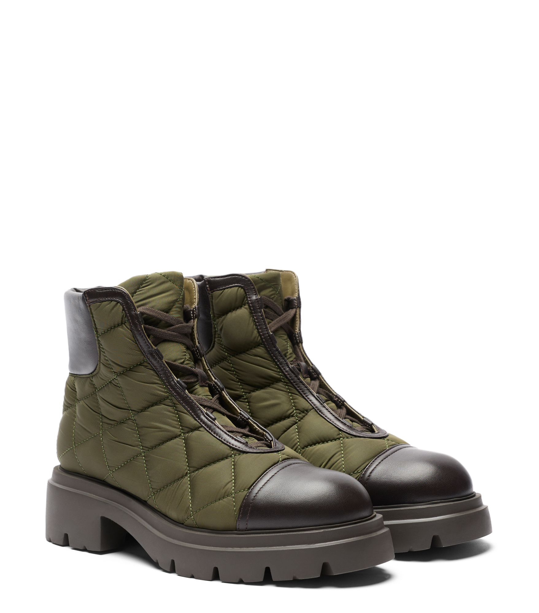  Stuart Weitzman Hudson Quilted Hiker Bootie - Woman Boots And Booties Olive/ebony 37.5 